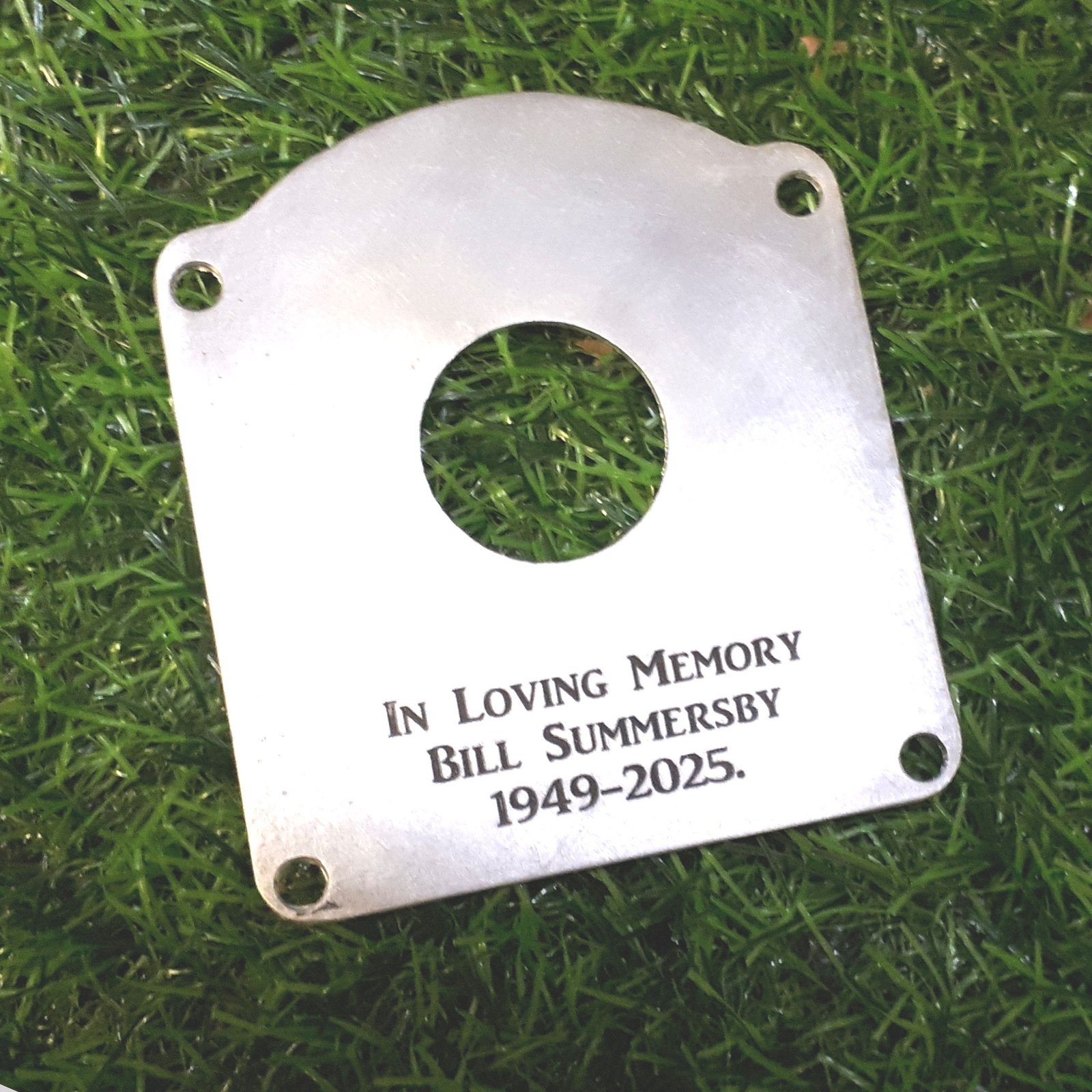 Bespoke Bird Nest Protection Plate | Engraved Wildlife Memorial for Bird Lovers - Image 4