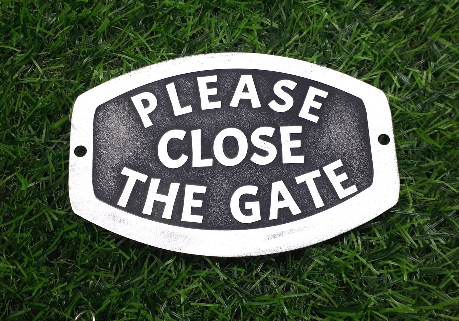 Solid Metal Please Close The Gate - Industrial Style, Rust Proof Aluminium - Image 4